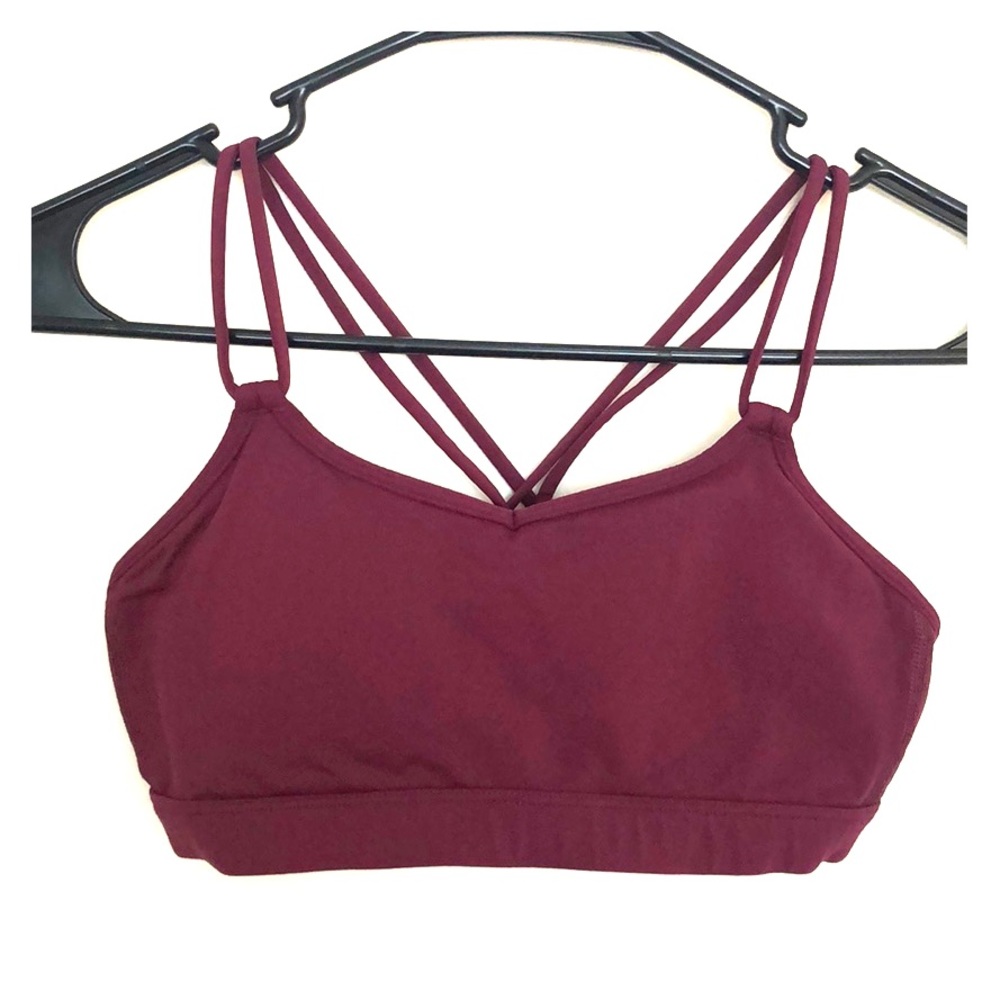 Lululemon sports bra